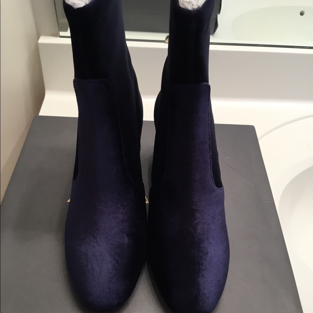 Ann Taylor Boot shoes